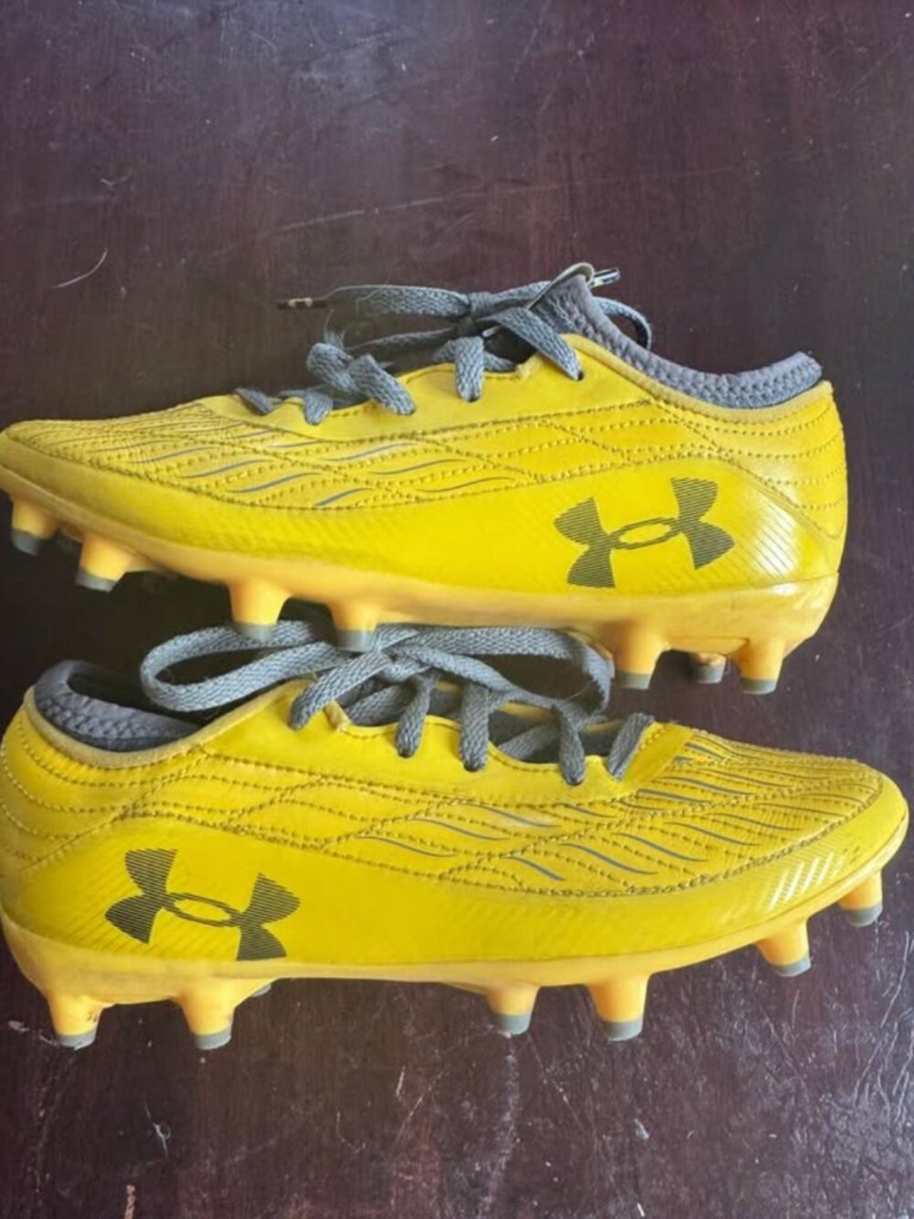 Under Armour Magnetico cleat size 2Y- Yellow
